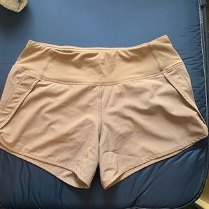 Women’s Crzy yoga shorts